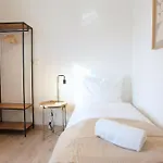 Havn In Halle - 2br, Wifi, Smart Tv, Balkony, Free Parking Lejlighed