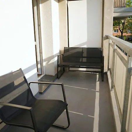 Havn In Halle - 2br, Wifi, Smart Tv, Balkony, Free Parking Lejlighed