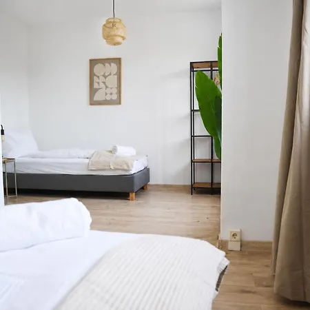 Havn In Halle - 2br, Wifi, Smart Tv, Balkony, Free Parking