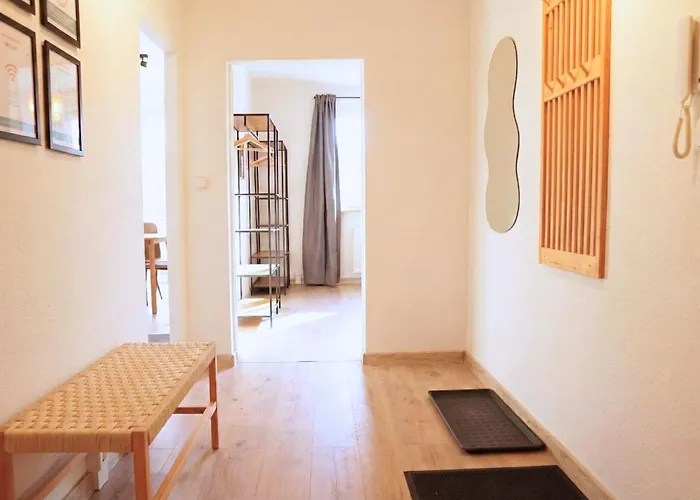 Havn In Halle - 2br, Wifi, Smart Tv, Balkony, Free Parking *