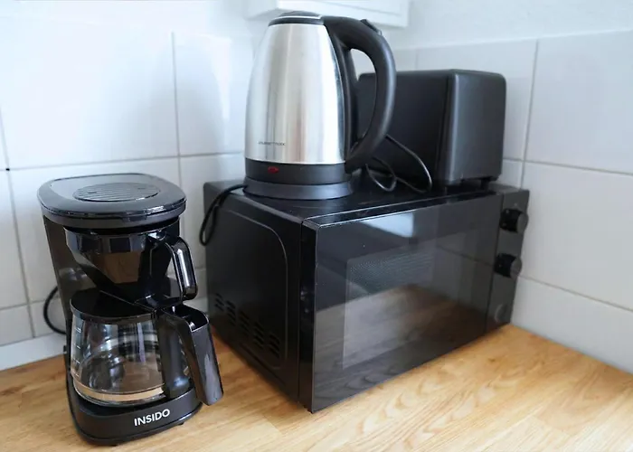 Havn In Halle - 2br, Wifi, Smart Tv, Balkony, Free Parking *