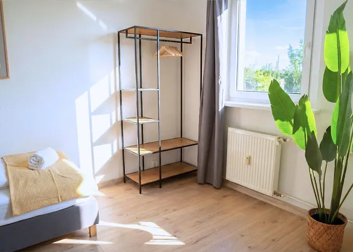 Havn In Halle - 2br, Wifi, Smart Tv, Balkony, Free Parking Apartment